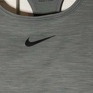 NWT NIKE BRA